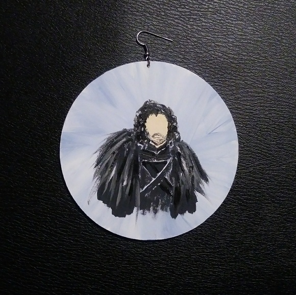 "Jon Snow" Earrings - Picture 4 of 8